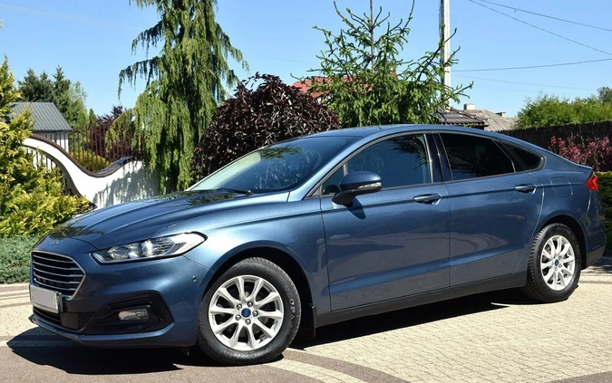 Ford Mondeo cena 61500 przebieg: 146000, rok produkcji 2020 z Kłodawa małe 191